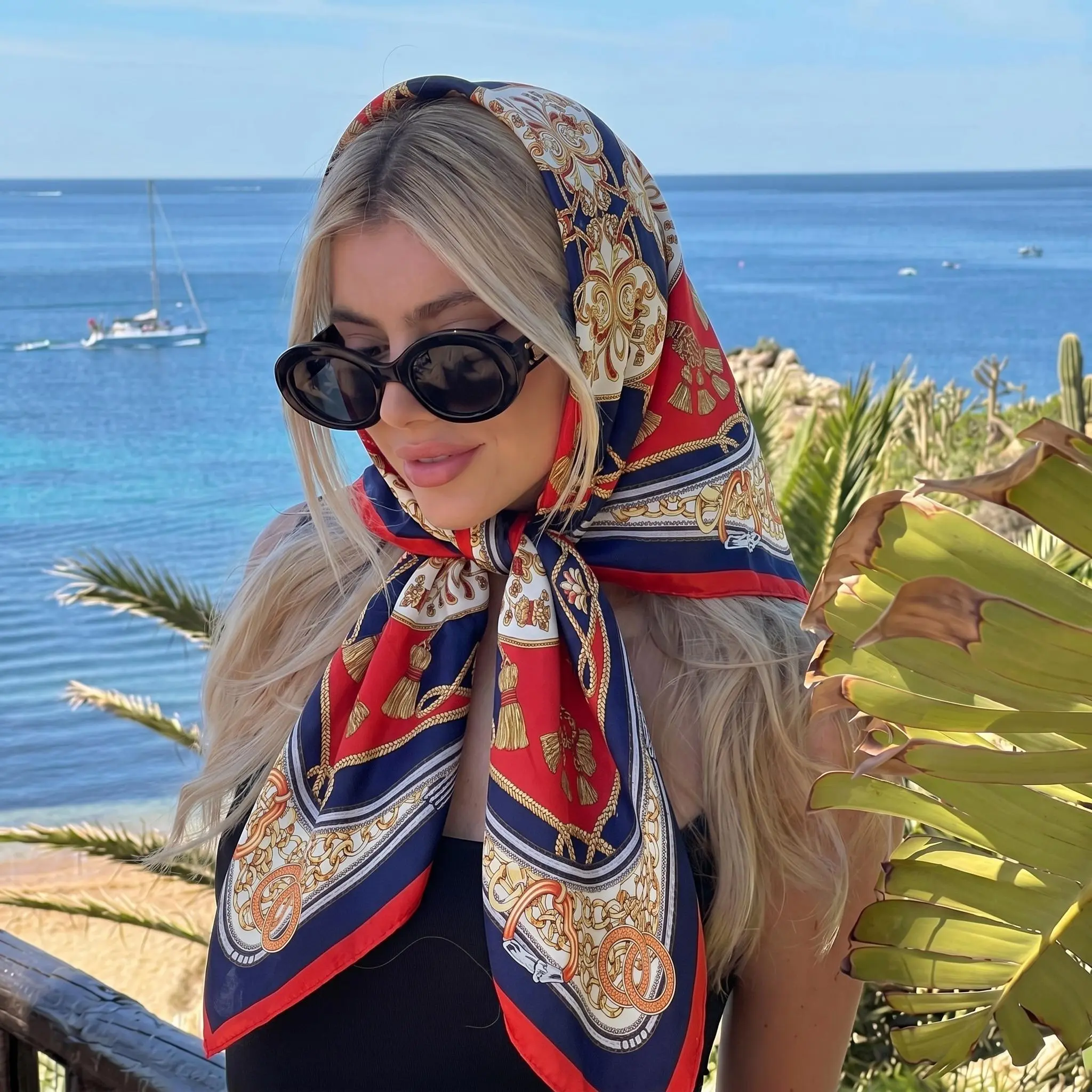 90x90cm Vintage Chain Floral Satin Head Scarf for Women Hair Silk Feeling Bandana Luxury Hair Wrap for Sleeping Satin Bonnet Alternative Heavy 75g Neck Scarf for Braids and Curls Protection Fashion Shawl for Travel Handbag Decoration Headpiece