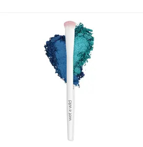 Eyeshadow Brush, Precision Blending Application, Soft Synthetic Fibers, Ergonomic Handle for Comfortable Precision Control