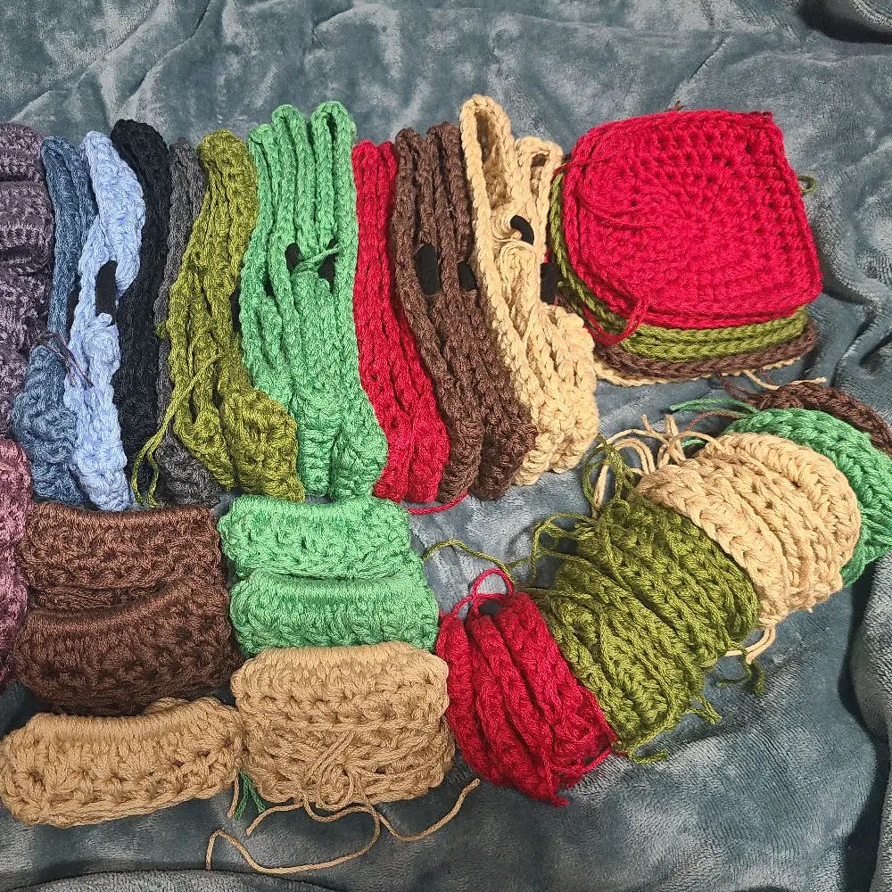 100% Cotton Set! Headband, pair of wristbands, two face washing pads, and wascloth.