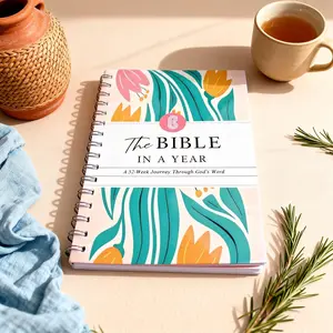A one-year Bible 52-week The Bible in a Year journal withcute floral spiral notebook for daily scripture reading andnotes. Use this beautiful and easy-to-use tracker to planyour bible study each week,A holiday gift