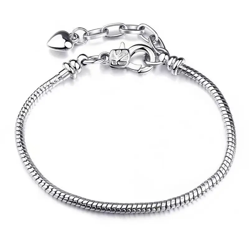 Women's 3-Tone Metallic Sleek Snake Chain Bracelet - Heart Charm, Adjustable Lobster Clasp, Stackable Costume Jewelry, Friendship Gifts for Daily Wear, Adjustable Clasp, Metallic Tone