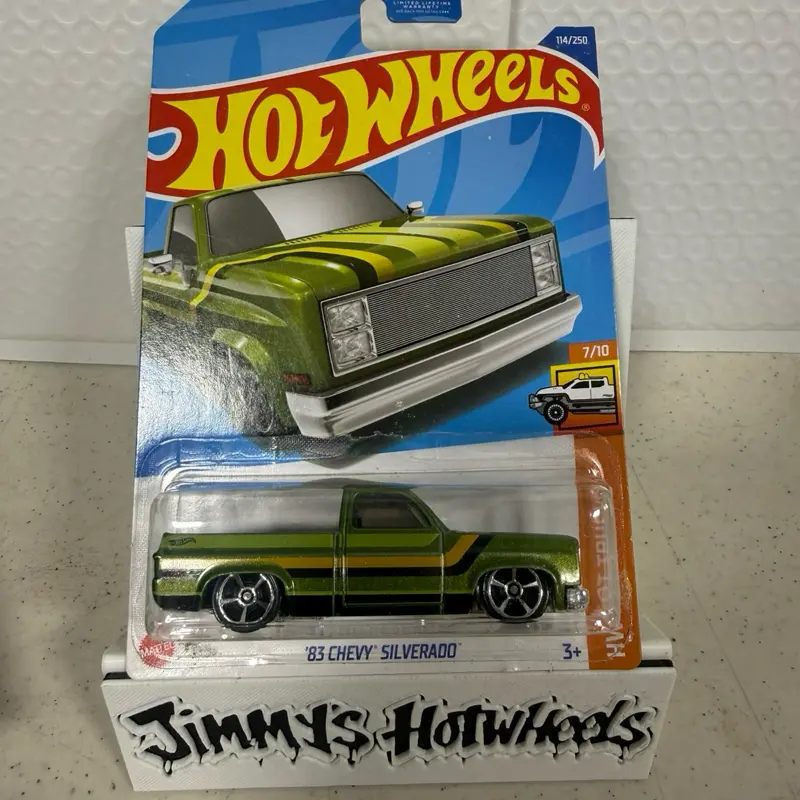 Green ‘83 Chevy Silverado