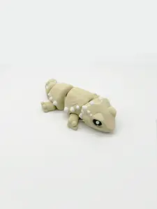 3D Printed Articulated Bearded Dragon Decoration - Realistic Design, High-Quality Materials, Size and Color Variation Available
