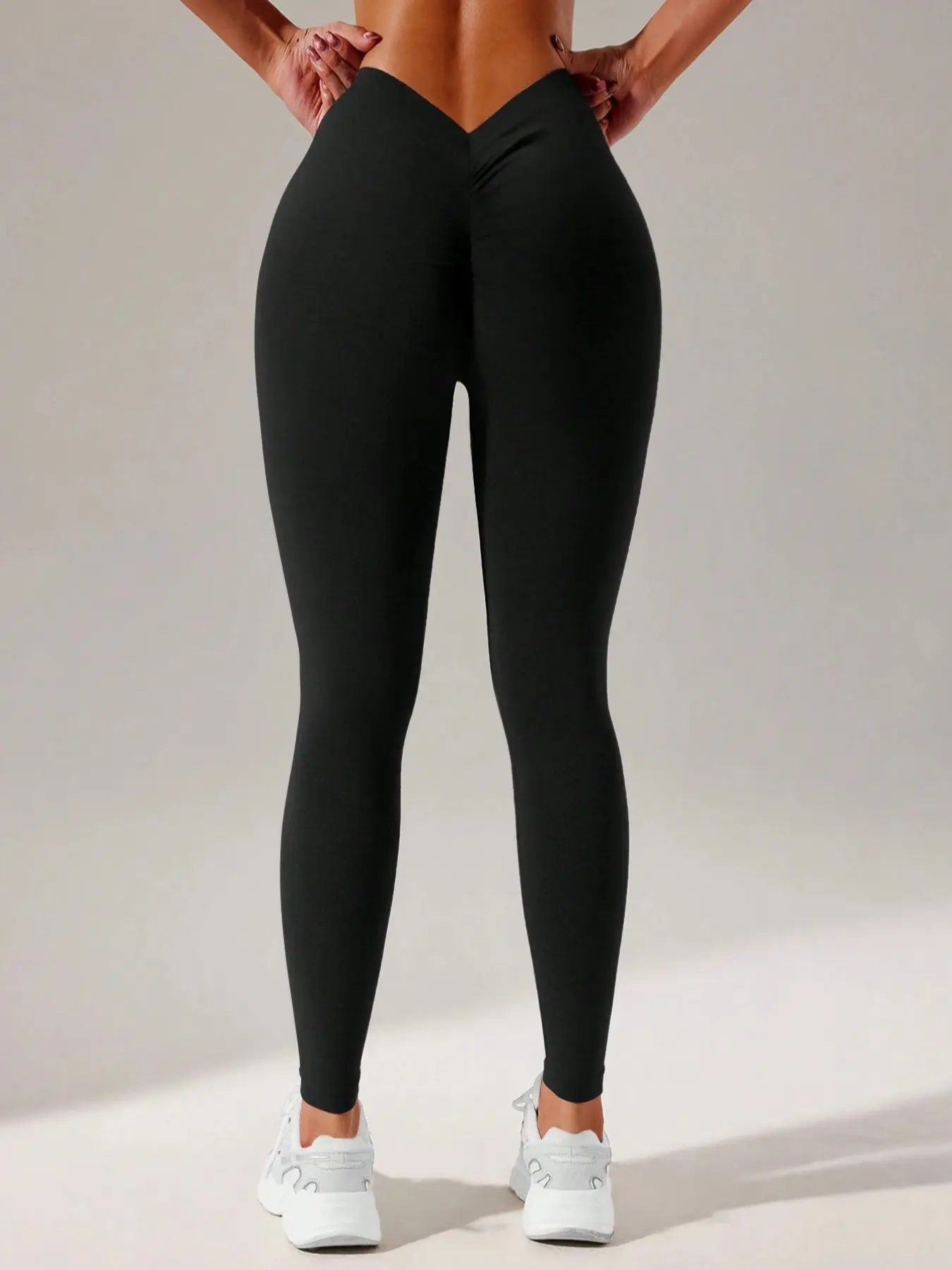 Women's Seamless High-Waisted V-Back Tight-Fitting Sportswear, Soft & Comfortable Gym Yoga Pants, Fall/winter Workout Essentials, Gym Sportswear Bottoms, Stretchy Soft Leggings, Seamless Fitness Leggings, High Rise Leggings, Activewear, Female Gym Clothes