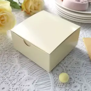 100 Pack Ivory Cake Cupcake Party Favor Gift Boxes, DIY 4"x4"x2"