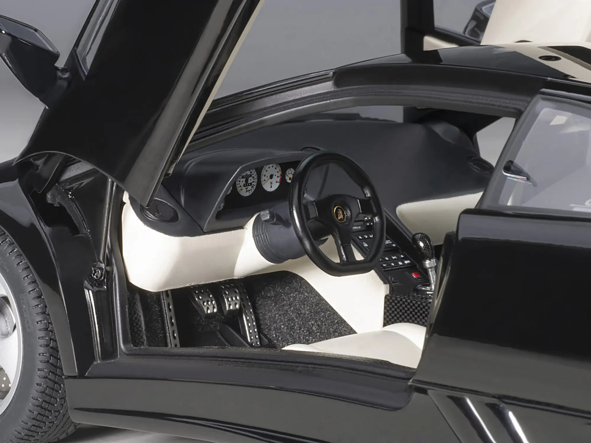 Lamborghini Diablo SE30 Deep Black Metallic 1/18 Model Car by Autoart ...