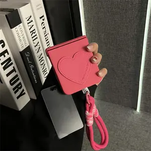 Luxury Gradient Pink Love Heart hone Case with Strap for Motorola Razr50 Razr 60 Ultra 70ultra Cover,case for Samsung Flip 7 6 5