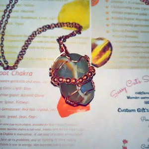 Agate Copper Pendant Necklace with 22" Copper Chain