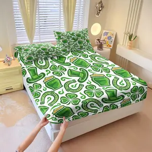 St. Patrick's Day Themed Printed Bed Sheet Set with 1 Fitted Sheet and 2 Pillowcases, Vibrant Shades of with Hand-Painted Texture, Casual Minimalist Design