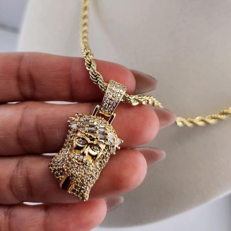 33- Jesús Pendant & Chain in 14K Laminate Gold - Elegant Jewelry Necklace for Men and Women - Perfect Gift Option