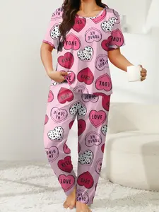 【Plus Size】 Heart Print Top & Pants Loungewear Set, Casual Comfy Round Neck Short Sleeve T-shirt & Trousers Pj Set, Pajama Pattern, Women's Sleepwear for All Seasons, Nightwear Loungewear Set, Loungewear Pjs