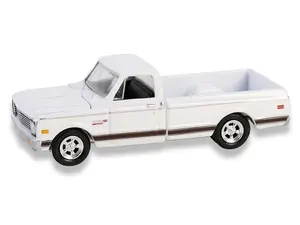1972 Chevy Cheyenne C10 – White Diecast 1:64 Scale Model - Greenlight 30566