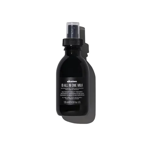Davines OI All-in-1 Hair Milk Spray - 135ml Gentle Nourishing Leave-In Treatment for All Hair Types, Daily Hydrator, Powerful Detangler, Anti-Frizz Lightweight Oil with Scent, Oil Dispenser Bottle, Adds Shine