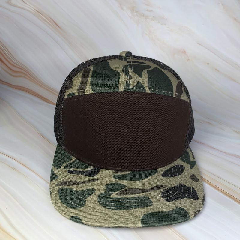 Retro Head Duck Camo Trucker Hat Collection - Durable Camouflage Design for Outdoor Activities, Comfortable Fit, Versatile Style