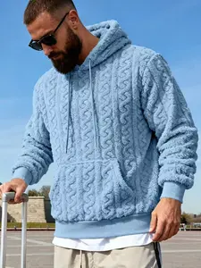 Loose men's autumn and winter thickened retro warm double-sided fleece sweatshirt, sporty and trendy hooded pocket high street knitted sweatshirt. Suitable for men's daily casual wear in autumn and winter. Couple's hooded sweatshirt