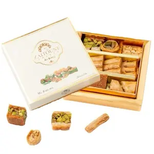 Zaitoune Cashew & Pistachio Baklava Selection Box - 3.5 oz | Traditional Luxury Pastry | Arabic Dessert with Authentic flavors in Beautiful Packaging | Handmade in Turkey