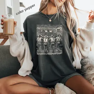 Western Cowboys Shirt, Vintage T-shirt, Cowboy Shirt, Rodeo Cowgirl, Rodeo Shirt, Country shirt, Vintage Cowboy shirt