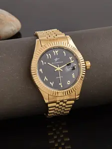 RICECGO Men's Quartz Watch, Steel Strap Design, with Date Display, Suitable for Both Business and Casual Styles, Adding a Touch of Refinement to Your Outfit, Perfect for Daily Wear and Important Occasions