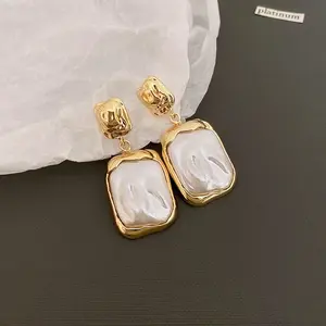 Earings
