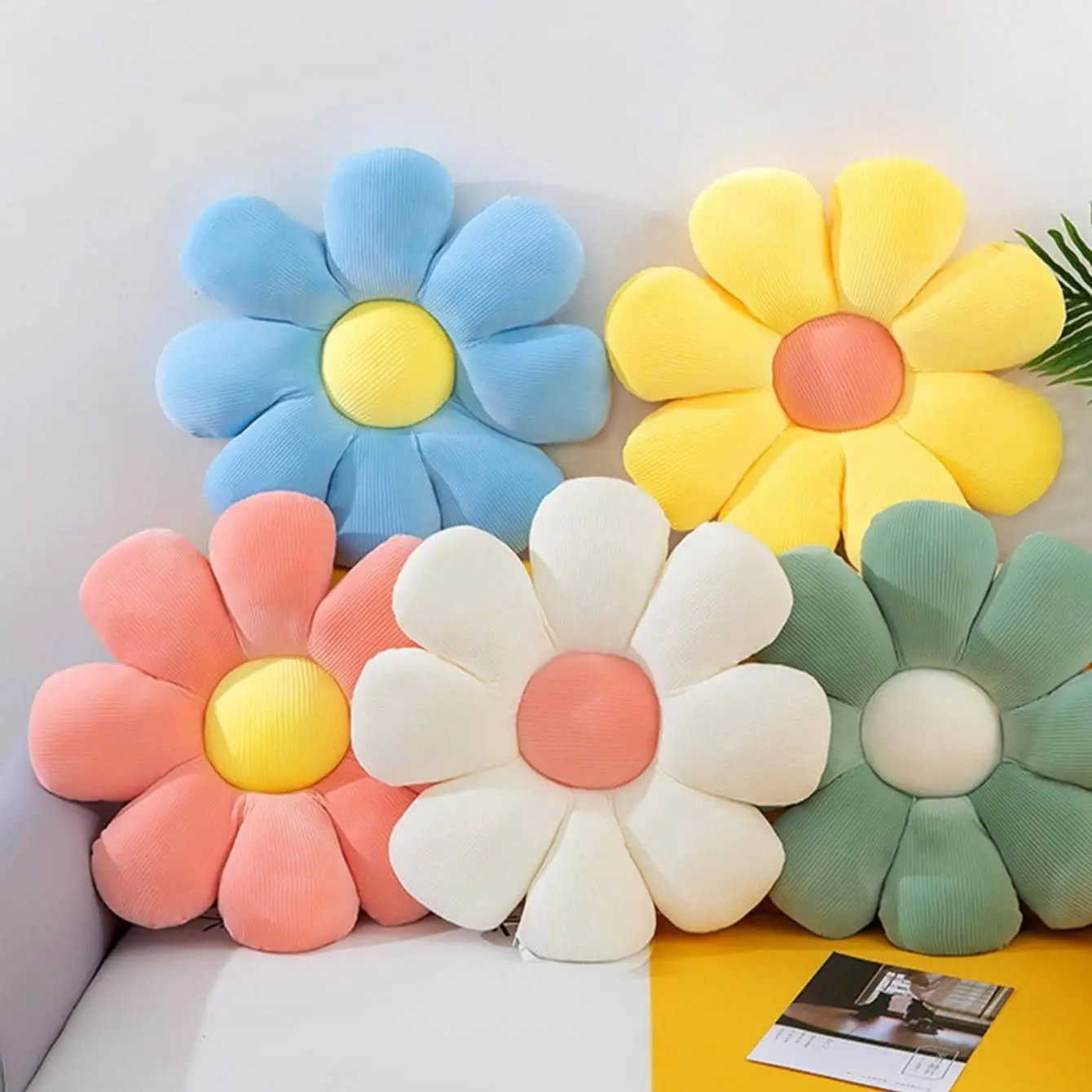 Room Decor Sunflower Shaped Throw Pillow, 1 Count Summer Soft Comfortable Plush Throw Pillow, Cute Flower Warm Cozy Cushion for Pride Month Living Roo