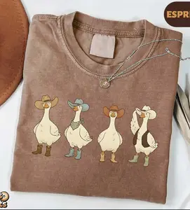 Comfort Colors Western Goose Shirt, Cowboy Hat Graphic Tee, Funny Wild West Animal Top, Cute Country Vibes Gift, Rodeo Southern Sweatshirt