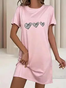 Plus Size Heart Print Round Neck Nightdress, Casual Soft Comfortable Short Sleeve Nightgown for Women, Women's Sleepwear for All Seasons, Soft Sleepwear Loungewear