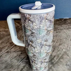 Camo tumbler Bottle Drinkware