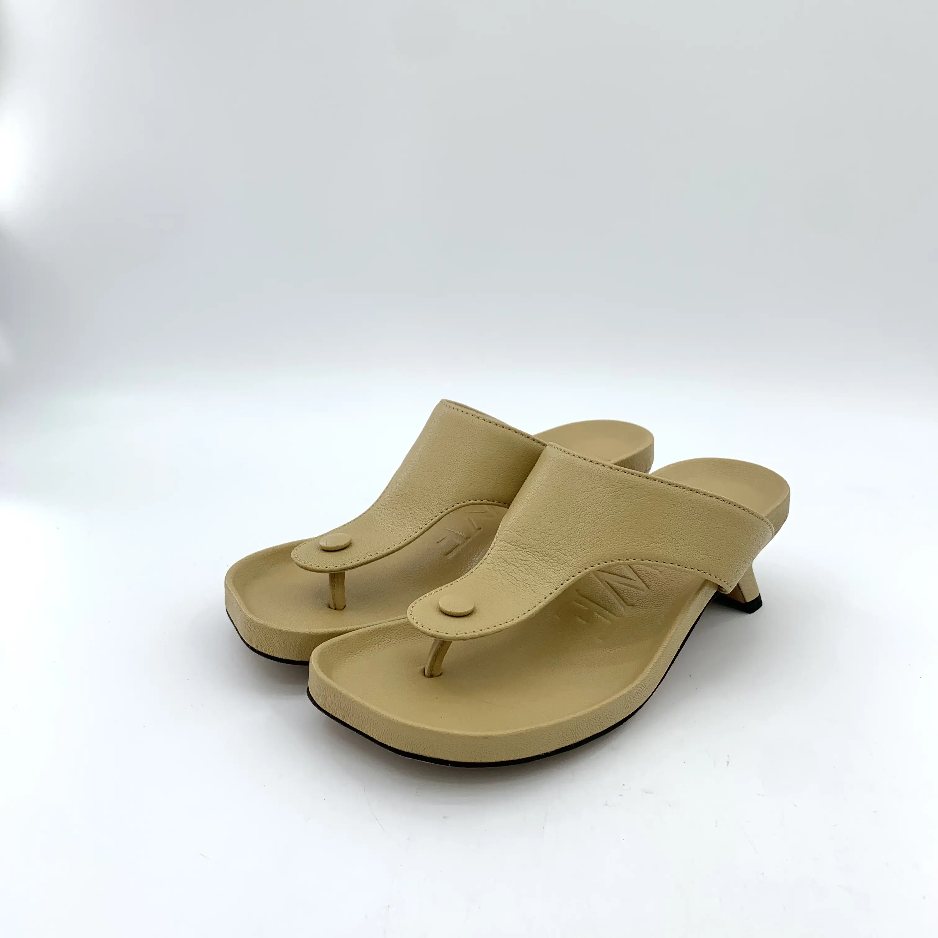 RDLTS- Loewe Ease Yellow Thong Sandals Size US 6.5