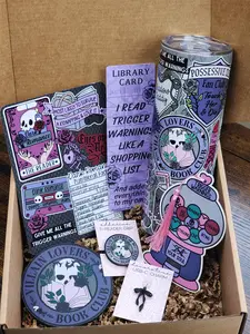 All-in-One Reader Box | Kindle Set, Tumbler & Bookmarks - Dark Romance Villain Lover