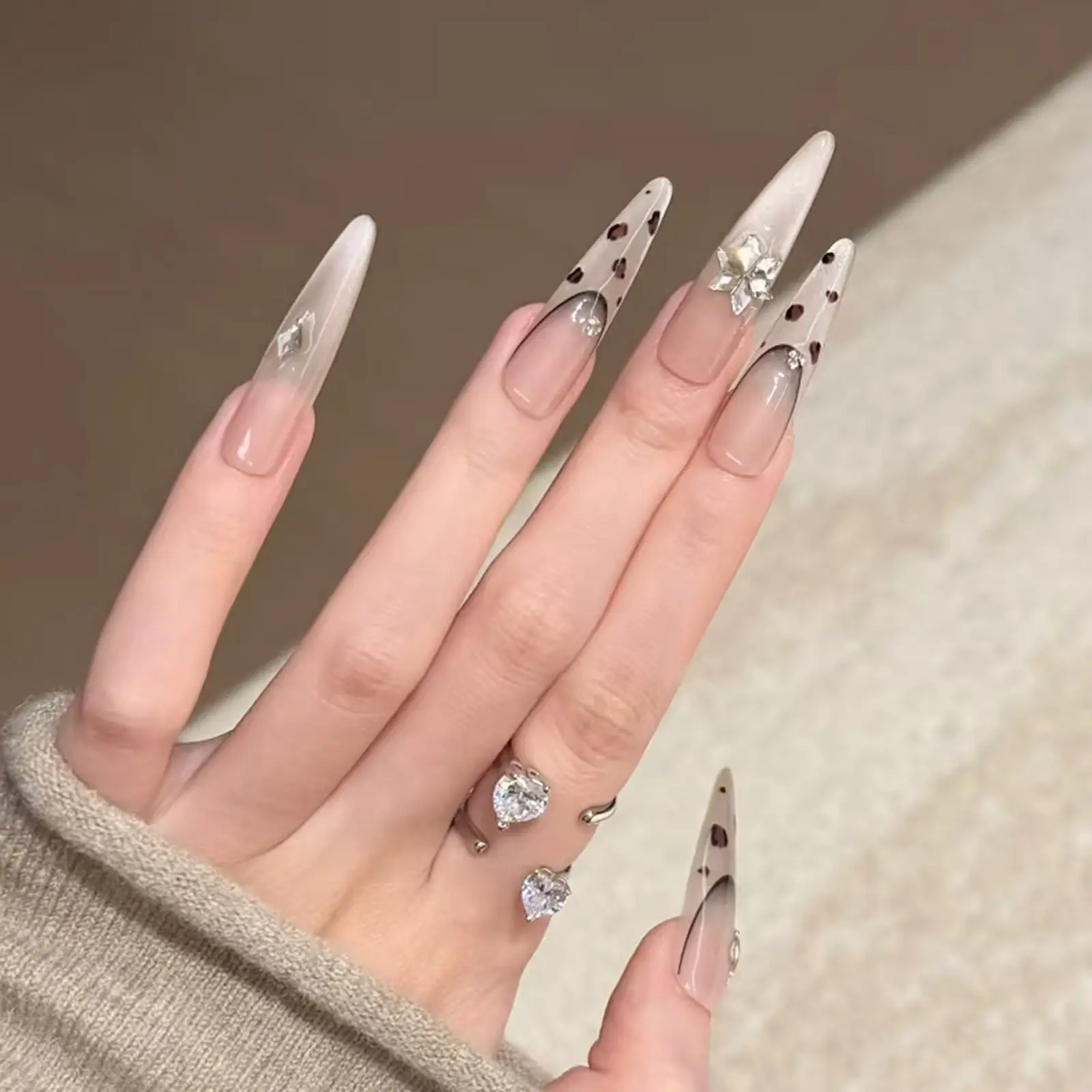 30pcs Long Waterdrop Press-On Nails, French Leopard Print with Elegant Bling Rhinestone Flower Decor, Includes Jelly Glue and File, Nail Rhinestones, French Tip Nails, Fake Nails, French Nail Art