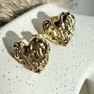 Heart Shape Texture Earrings