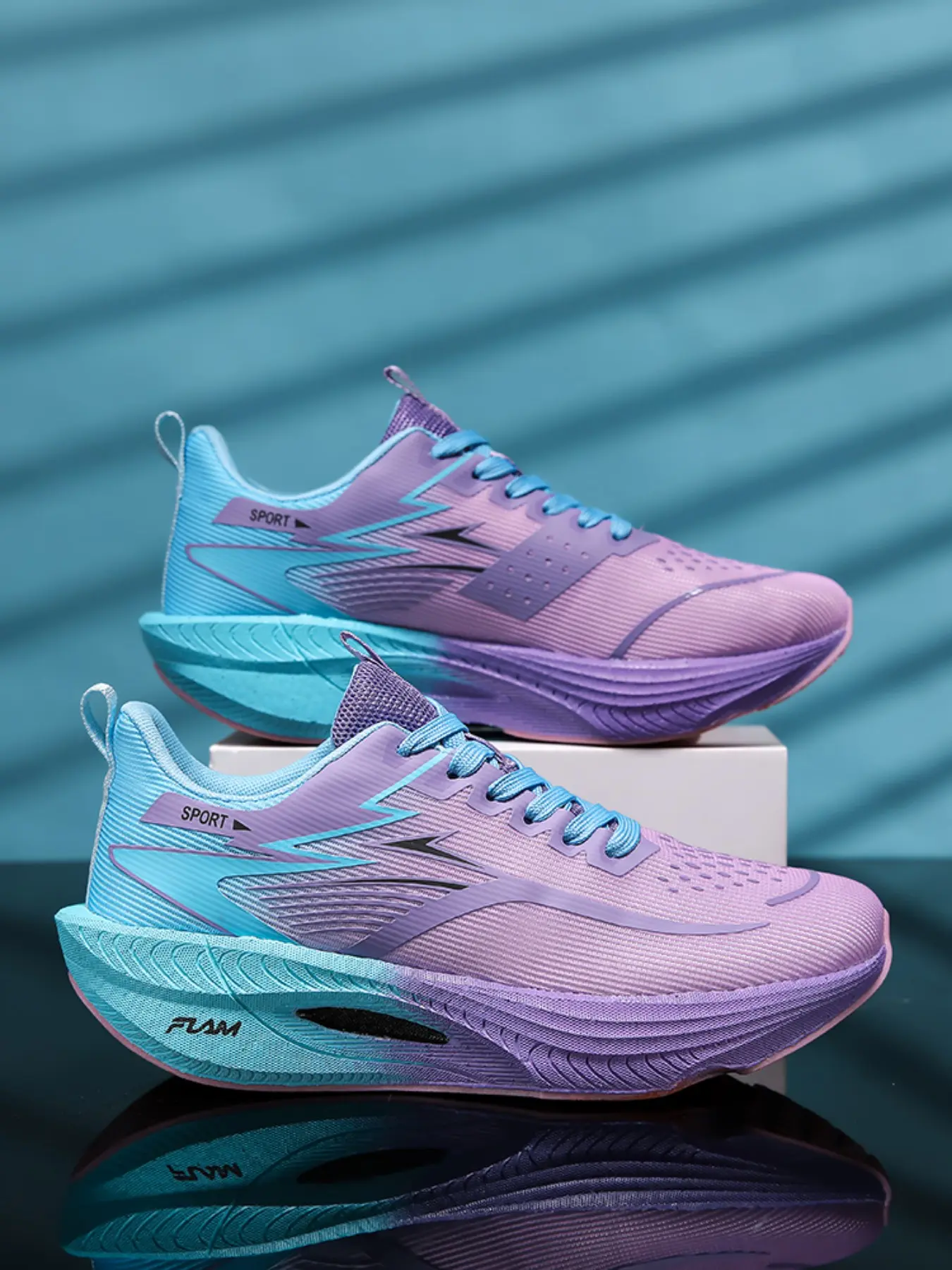 1 Pair Unisex Trendy All-Purpose Casual Sneakers | Sports Shoes | Sporty Running Shoes | Lightning Stripe Design | Breathable | Non-Slip Grip | Durable Outsole | Ideal for Running, Walking, Travel, Outdoor Activities