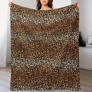 Cozy Leopard Print Fleece Flannel Throw Blanket - Super Soft, Lightweight, Double-Sided Cheetah Design for Bed, Sofa, Couch & Travel  Anti-Pilling, All-Season Comfort for Adults & Youngsters, All season Blanket  Cheetah Pattern Blanket