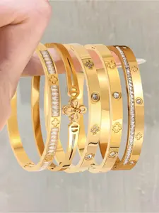 5-piece set of French elegant and fashionable classic bracelets, made of stainless steel material, suitable for daily wear and important occasions, Rhinestone Bracelet
