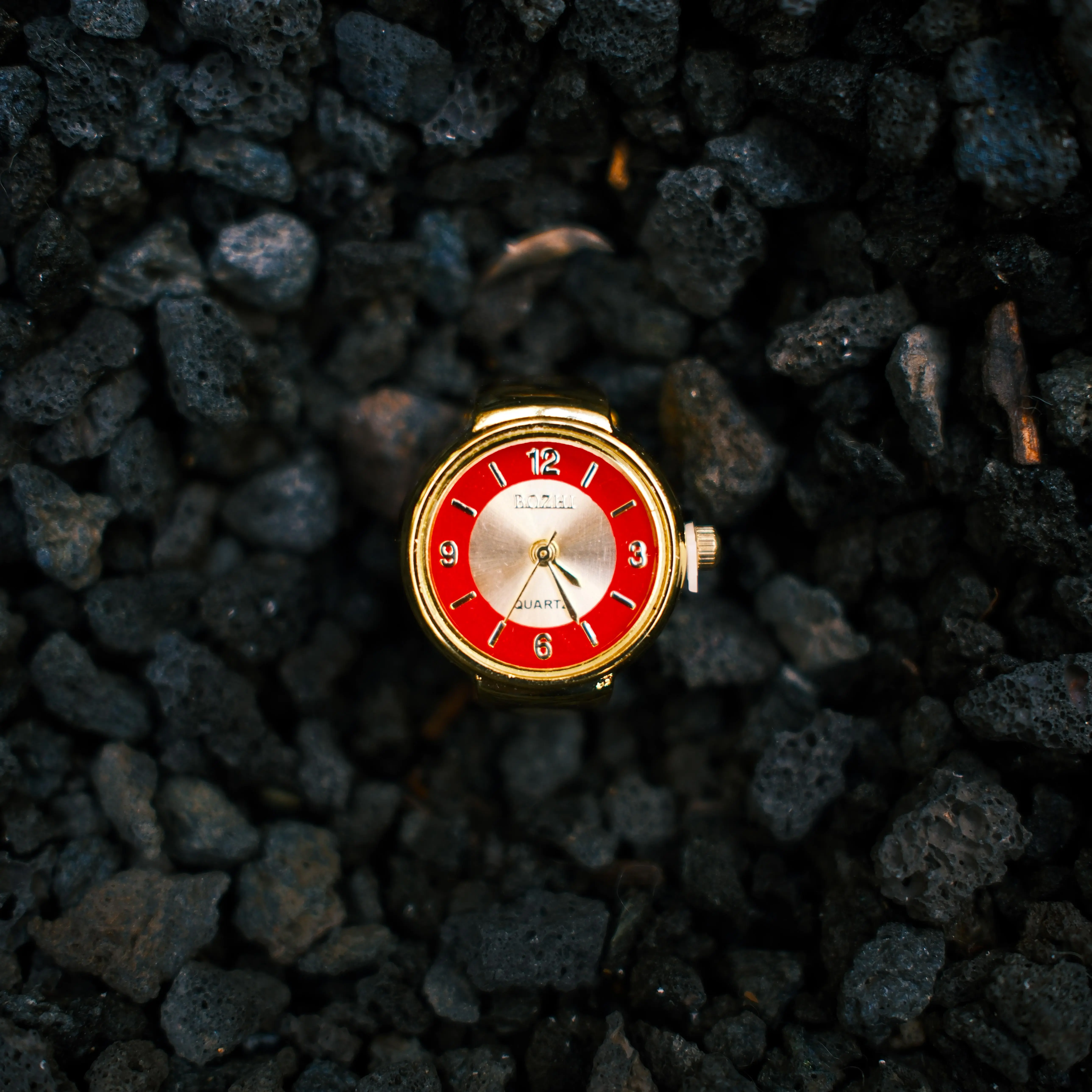 Bozhi "Button" Series Watch Rings Simple & Inclusive Design Universal Appeal Fashion Accessory Creative Adjustable Clock Rings Finger Ring Watches Perfect Gift