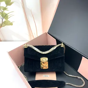 Pre-owned miumiu Velvet Shoulder Bags 7.8'' R719 Shoulder Bag C534549939 0403 T4 Kay