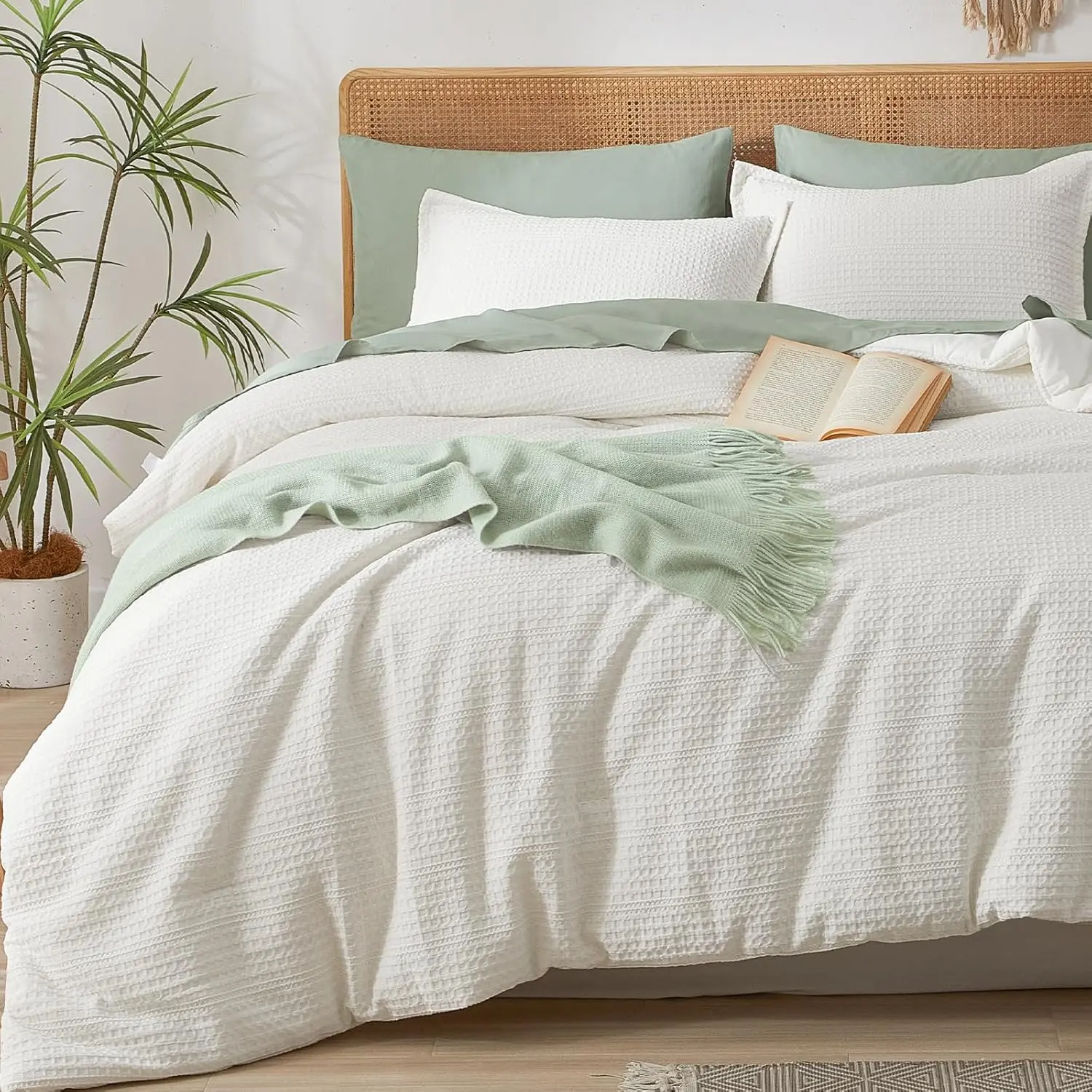 Soft Waffle Comforter Set  Size- Comfy Breathable Waffle Weave Comforter with 2 Pillow Shams, 3 count No Snagging Lightweight Bedding Set for All Season, Cream