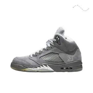 Gray Suede Upper High-Top Retro Basketball Shoes with Light Gray Mesh Side Panels and Translucent Sawtooth Midsole