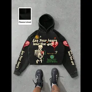 NewVintage Short Hoodie with Skull Heart Sun Design, Street Style Hooded Sweatshirt for Trendy Players & Art Lovers