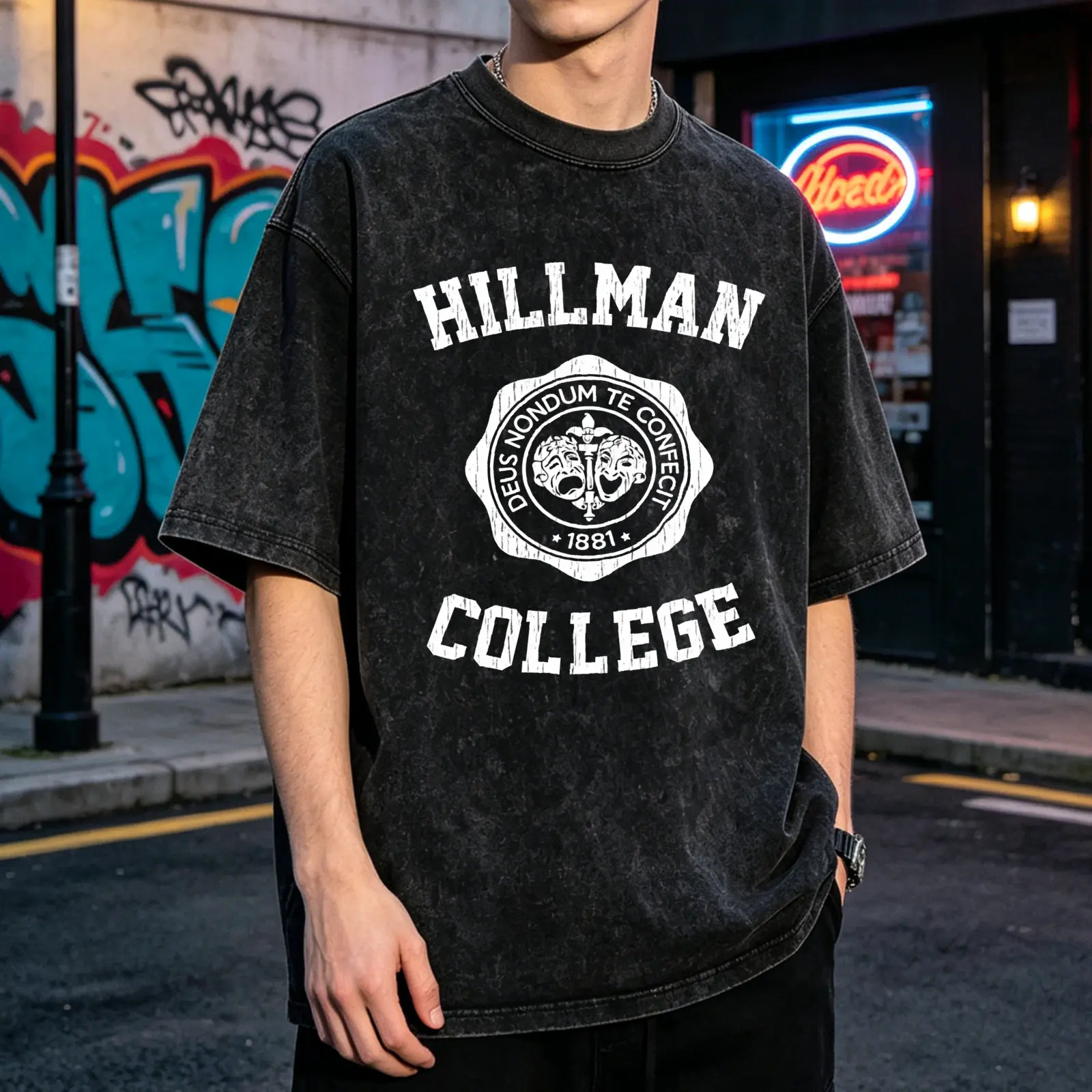 Hillman College Logo Men's Vintage Washed T-Shirt Hillman College Vintage Crest Print Oversized Graphic Tee Outdoor Casual Short Sleeve