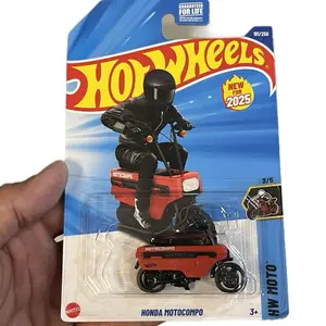 Hw Honda Motocompo Diecast motorcycle 1:64 scale