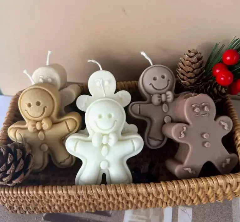 Xmas Gingerbread Man Candle