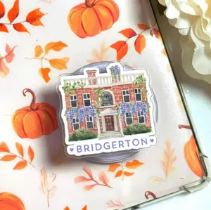 Bridgerton Phone Grip, Aesthetic Regency Era Kindle Accessory, Vintage Carriage & Silhouette Hand Holder, Bookish Reader Gift, Royal Griptok Stand