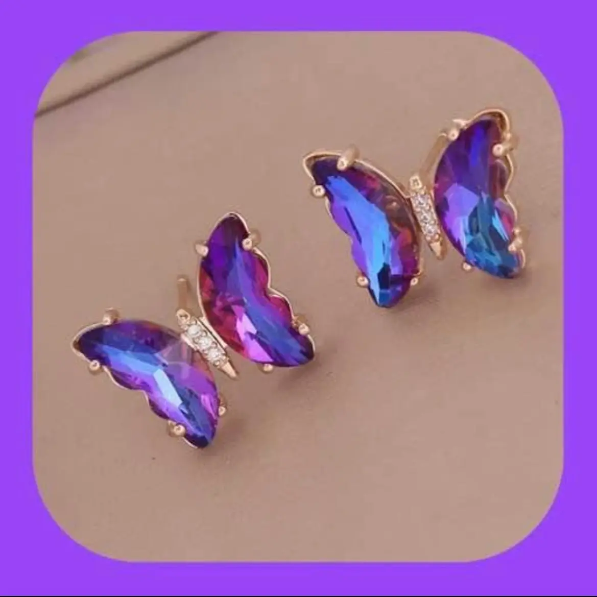 New Absolutely Stunning Gorgeous Crystal Rhinestone Butterfly  Stud Earrings