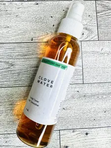 Organic Clove Water Spray for Hair and Edges Herbal Spray for Men, Women Haircare