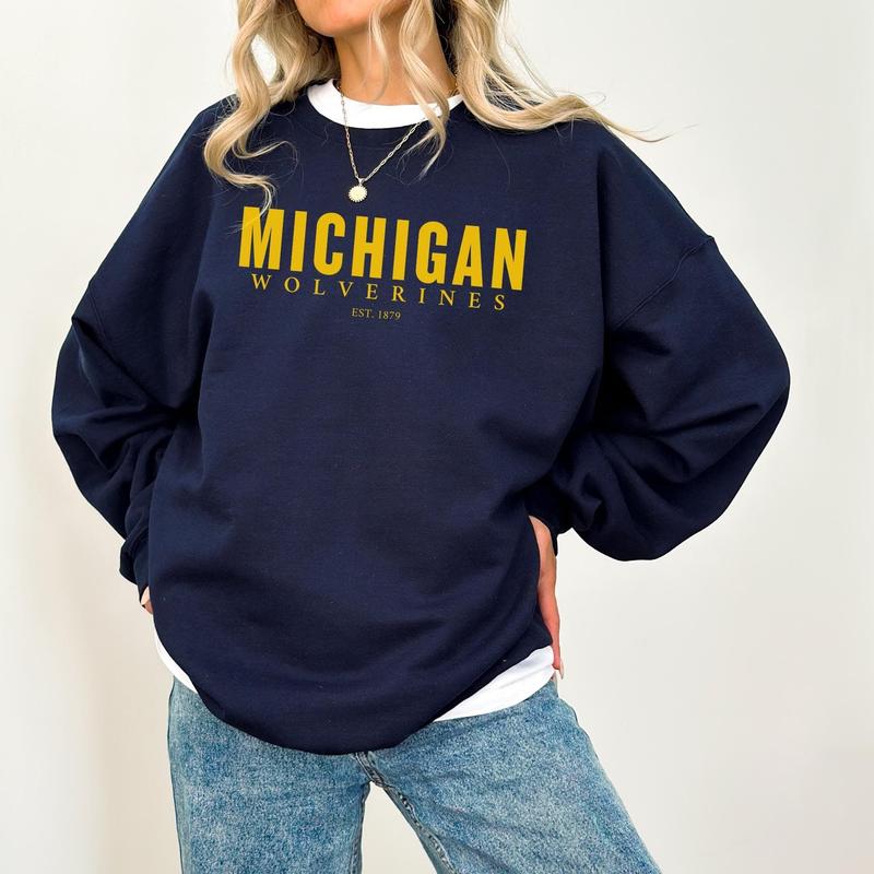 [Sale off up To 35%] Michigan Crewneck Sweatshirt, University of Michigan Crewneck, Gildan 18000, Vintage Gameday Sweatshirt, Wolverines Apparel