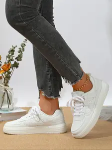 Women's Fashionable Patchwork Low Top Sneakers, Casual Breathable Comfortable Sports Shoes, Female All-match Round Toe Shoes for Daily Wear