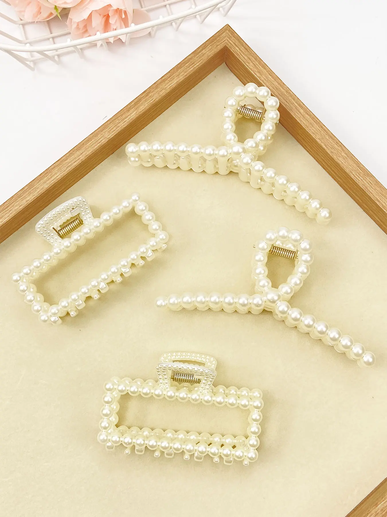 2pcs women's pearl hair claws, elegant shark clip on hair, straight hair claws, square hair claws, daily casual hair accessories, New Year's gifts, Claw Clips, Hair Claws Set, Claw Clip Pack, Clips For Hair