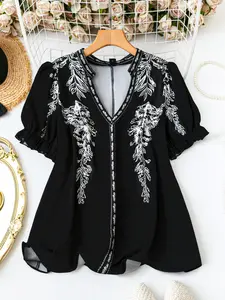 Plus Size V Neck Plant Embroidery Bubble Short Sleeve Loose a Line Top Blouse, Casual Summer Daily Wear, Light Dating Multi-Scene