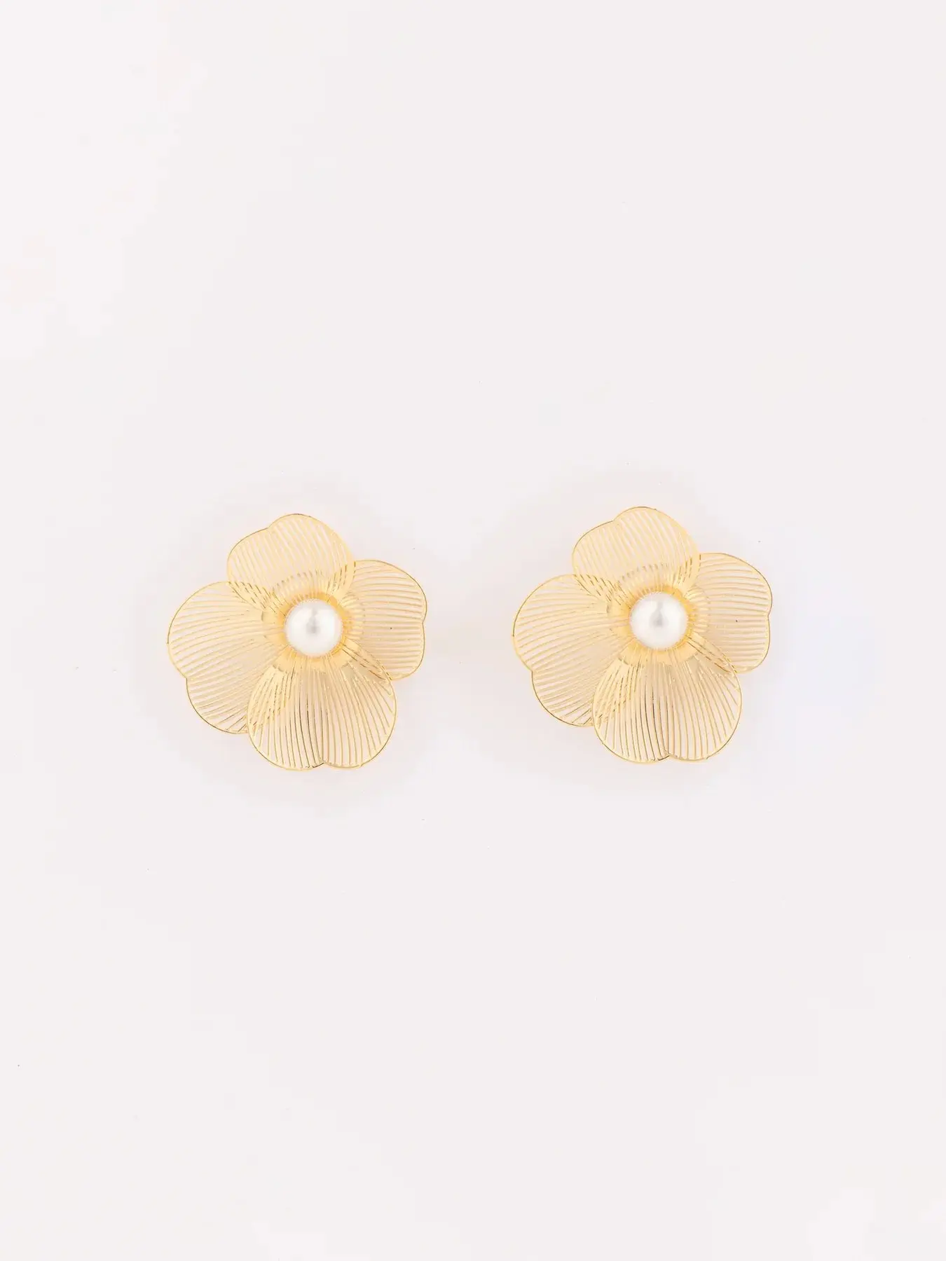Camilla Flower Earrings